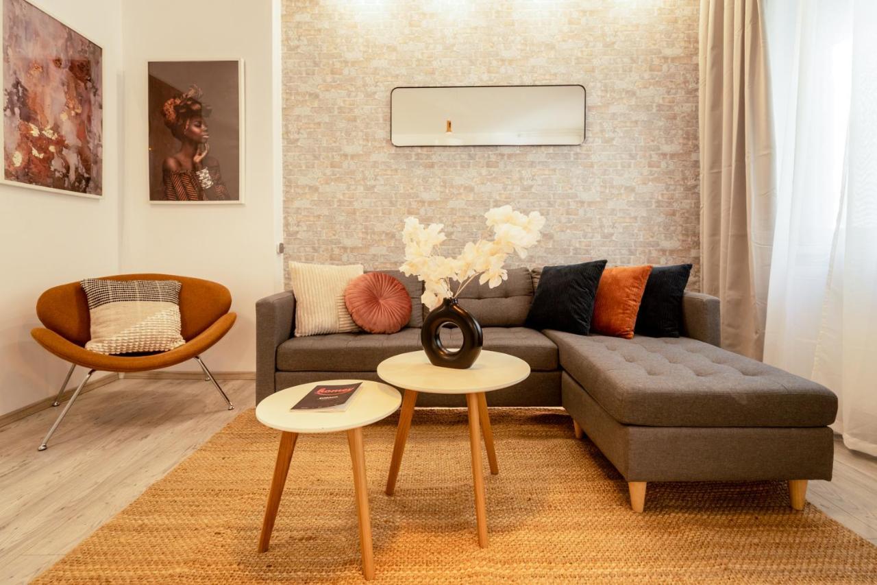 Ideal Stay: Spacious 2Br Apt Near Calea Victoriei Bucarest Exterior foto