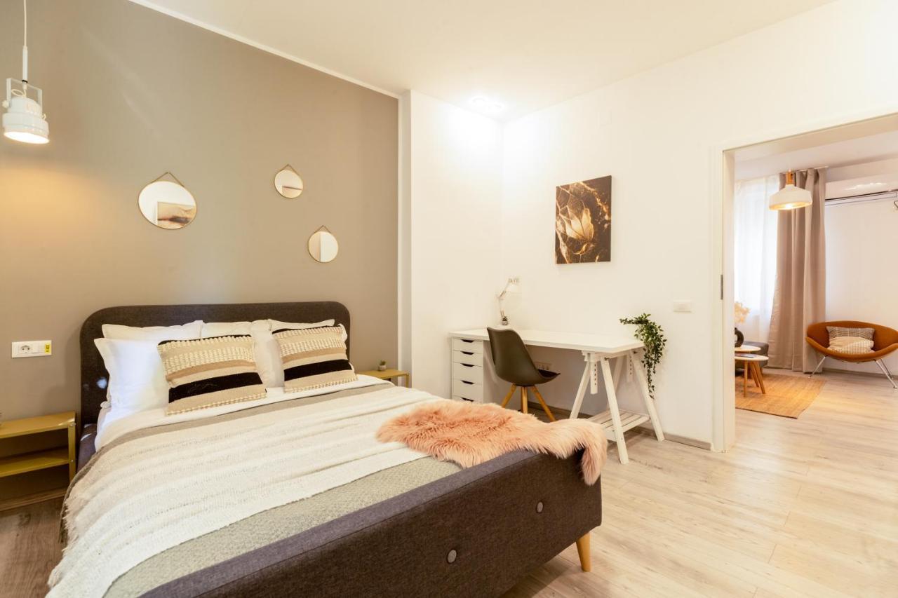 Ideal Stay: Spacious 2Br Apt Near Calea Victoriei Bucarest Exterior foto