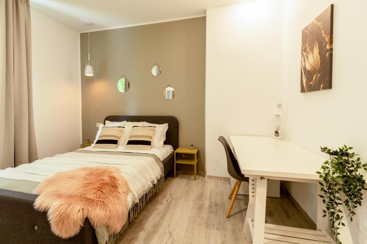 Ideal Stay: Spacious 2Br Apt Near Calea Victoriei Bucarest Exterior foto