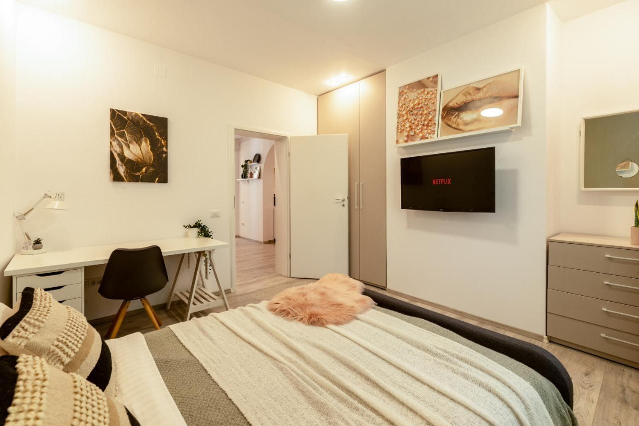 Ideal Stay: Spacious 2Br Apt Near Calea Victoriei Bucarest Exterior foto