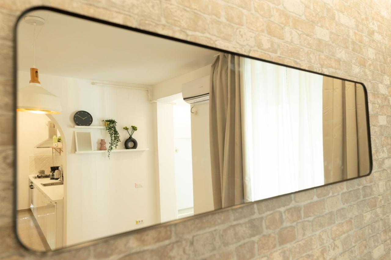 Ideal Stay: Spacious 2Br Apt Near Calea Victoriei Bucarest Exterior foto