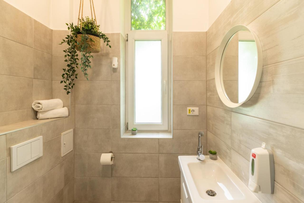Ideal Stay: Spacious 2Br Apt Near Calea Victoriei Bucarest Exterior foto